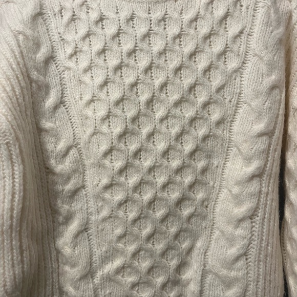 Abercrombie & Fitch White Cable Turtleneck Sweater - Picture 10 of 15